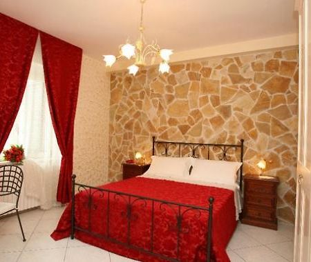 Bed and Breakfast Il Casale Di Rodolfo Térmoli Exterior foto