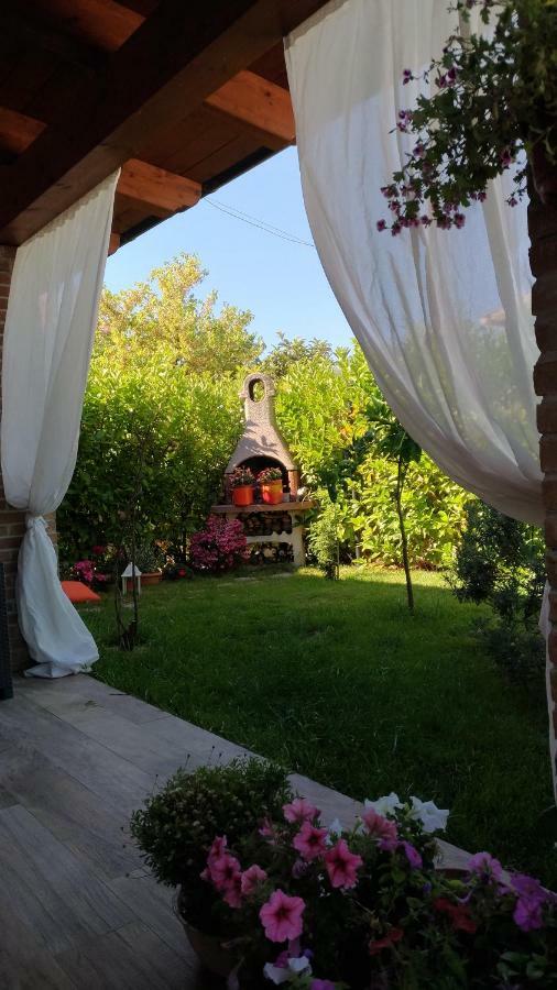 Bed and Breakfast Il Casale Di Rodolfo Térmoli Exterior foto