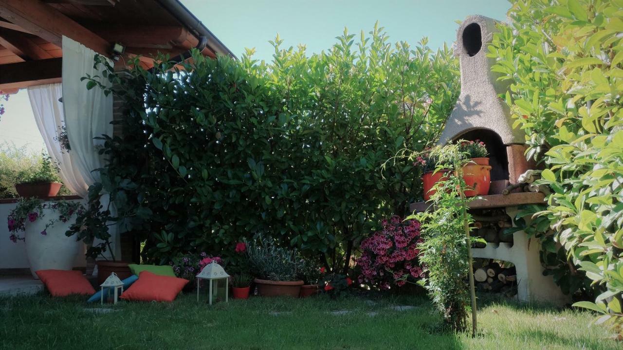 Bed and Breakfast Il Casale Di Rodolfo Térmoli Exterior foto